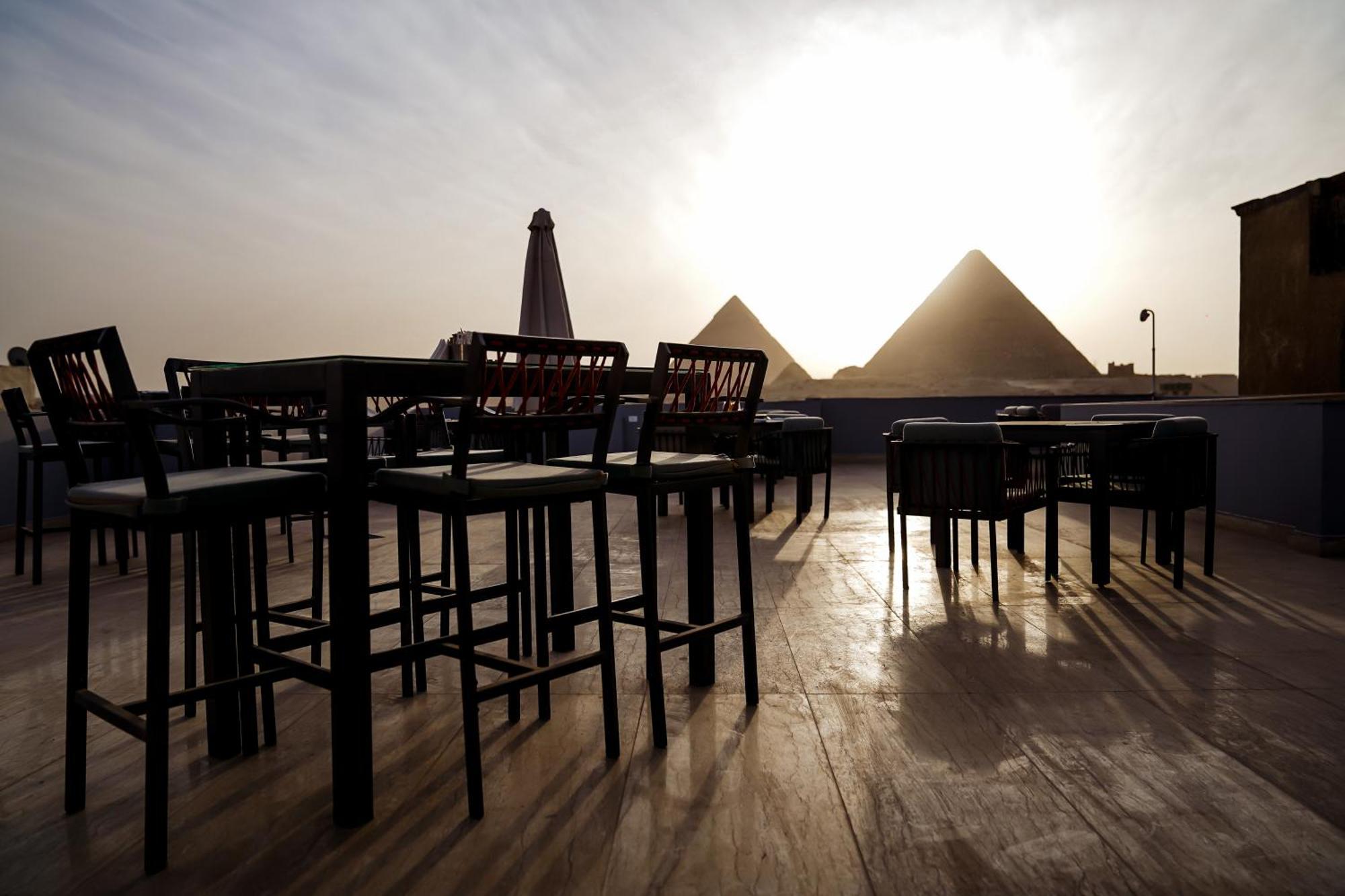 Pyramids Hotel Kafrat al Jabal ภายนอก รูปภาพ