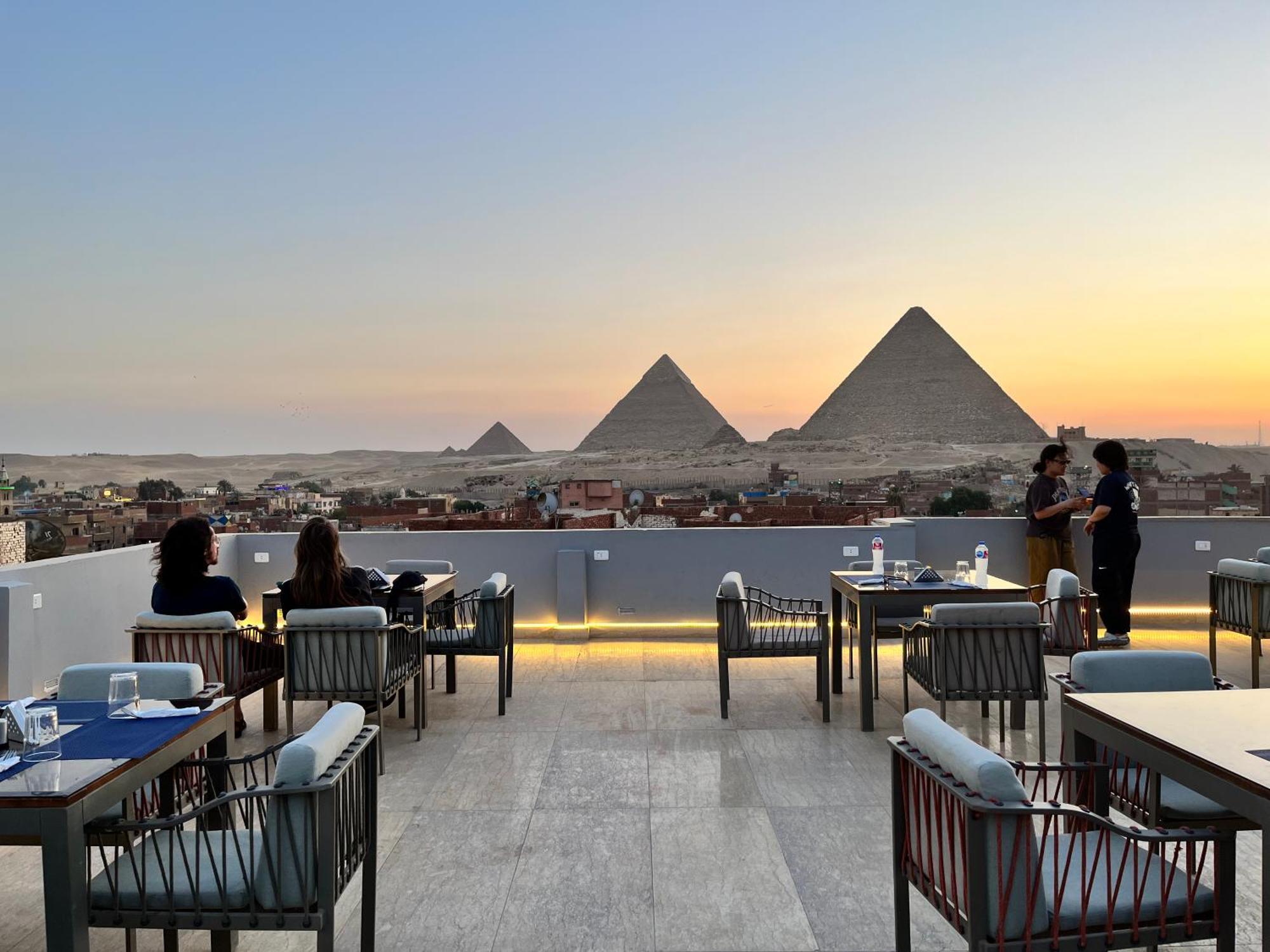 Pyramids Hotel Kafrat al Jabal ภายนอก รูปภาพ